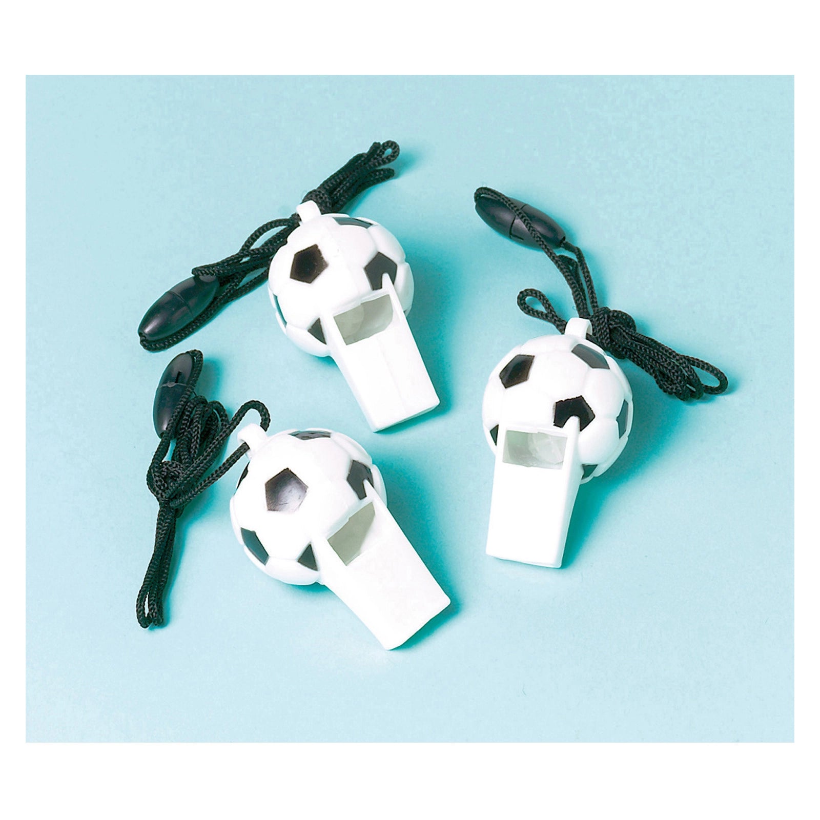 12 uitdeelcadeautjes voetbal fluitjes