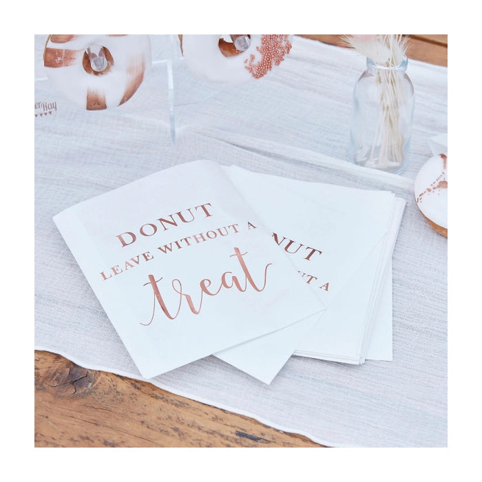 Uitdeelzakjes papier "Donut leave without a treat" 20 stuks 17x12cm, met rosé gouden letters